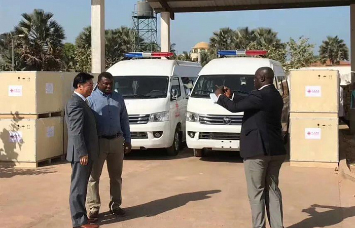 Посольство Китая в Гамбии подарит две машины скорой помощи Foton VIEW CS2